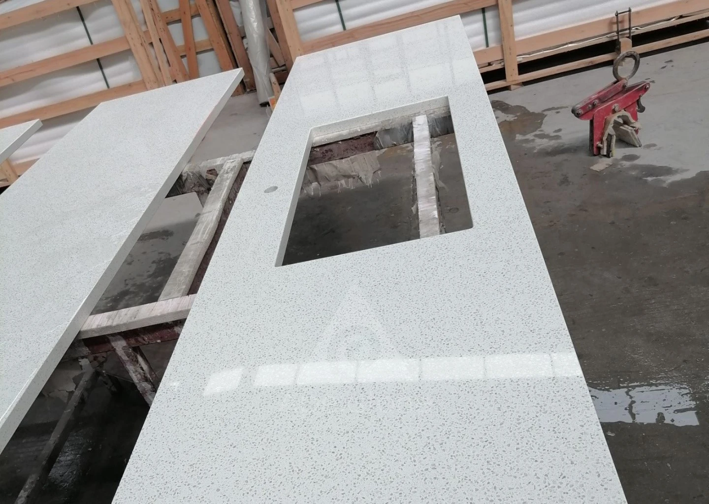 Countertops kuarsa putih salju