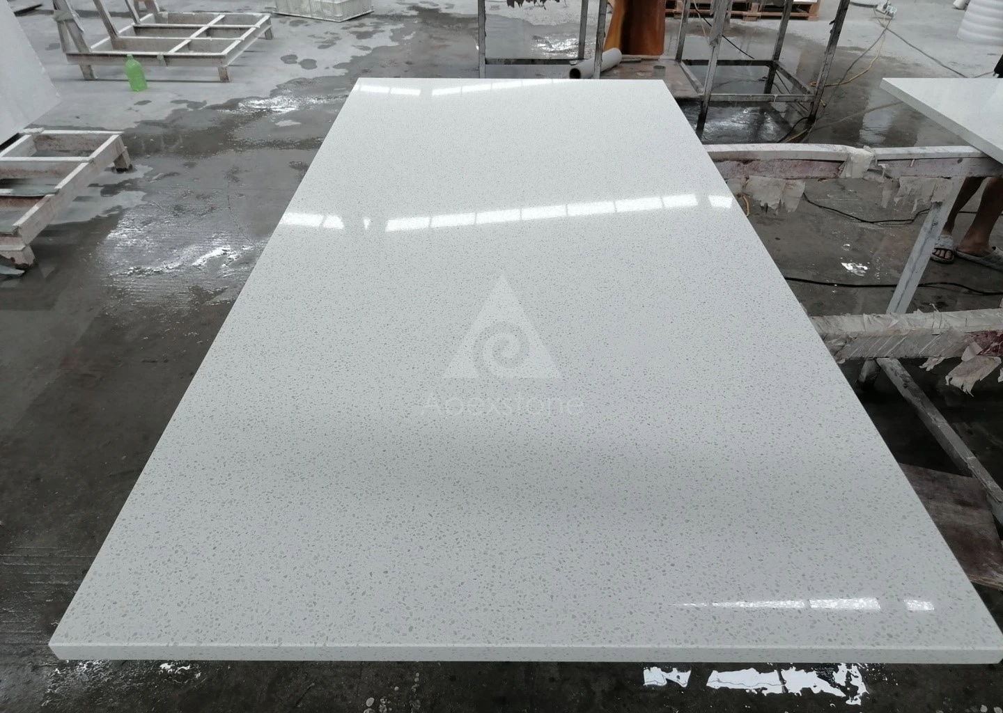 snow_white_quartz_kitchen_islands